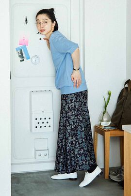 THREE FIFTY STANDARD | ミュルーズモダン フレアースカート〈ブラック〉