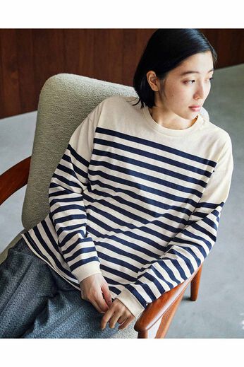 THREE FIFTY STANDARD | 綿100％ クルーネックのパネルボーダーTシャツ