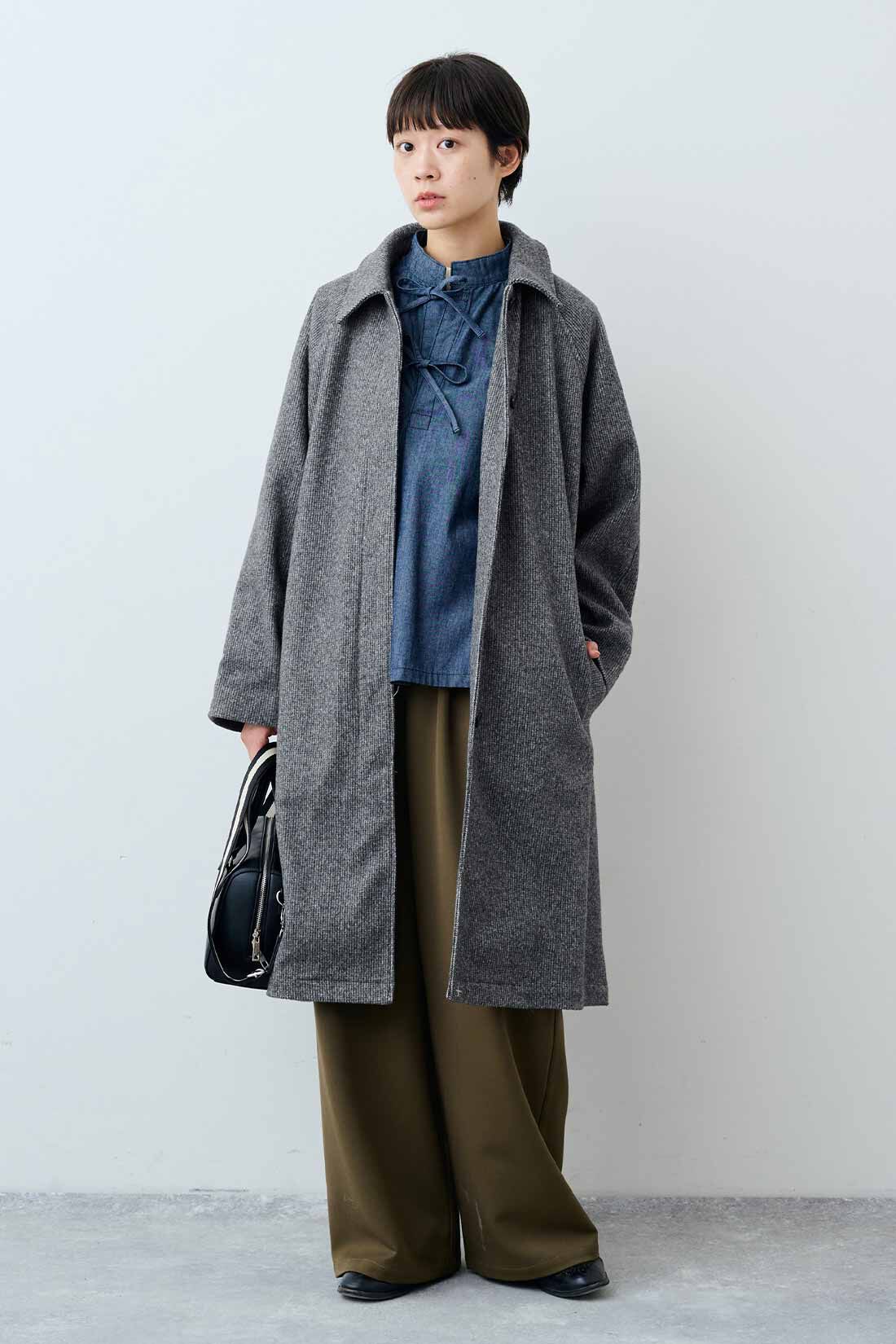 THREE FIFTY STANDARD|THREE FIFTY STANDARD　小谷 実由さんと作った 細かいチェック柄のアンクルコート〈グレー〉|モデル身長：163cm　着用サイズ：M