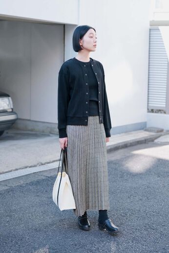 THREE FIFTY STANDARD［スリーフィフティースタンダード］ | モノトーンチェックのプリーツスカート