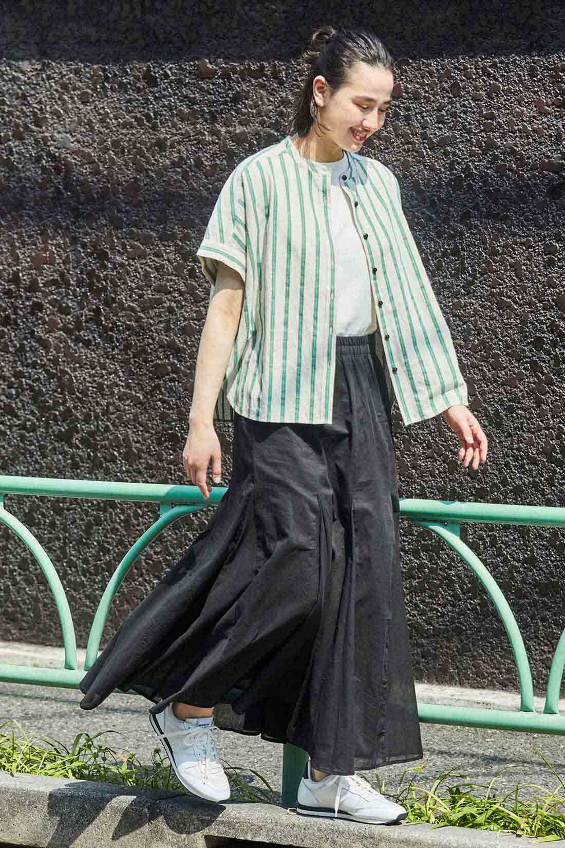 超美品　日本製　ブラック　フレアスカート
