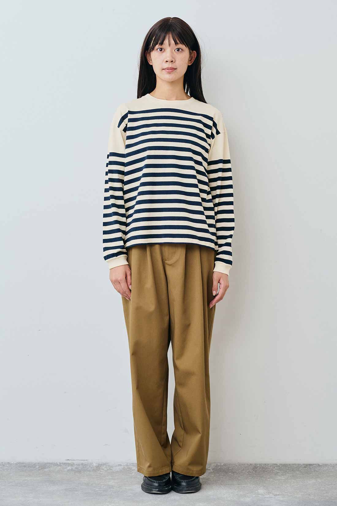 THREE FIFTY STANDARD［スリーフィフティースタンダード］|カジュアルすぎないチノパンツ〈キャメル〉のコーディネート