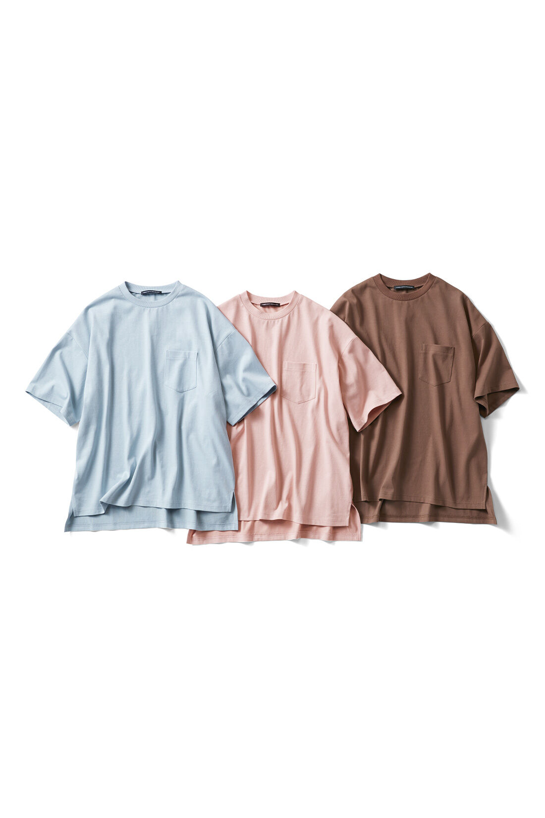THREE FIFTY STANDARD［スリーフィフティースタンダード］|THREE FIFTY STANDARD 汗じみ軽減加工のゆるシルエットTシャツ〈ピンク〉|画像真ん中（ピンク）をお届けします。