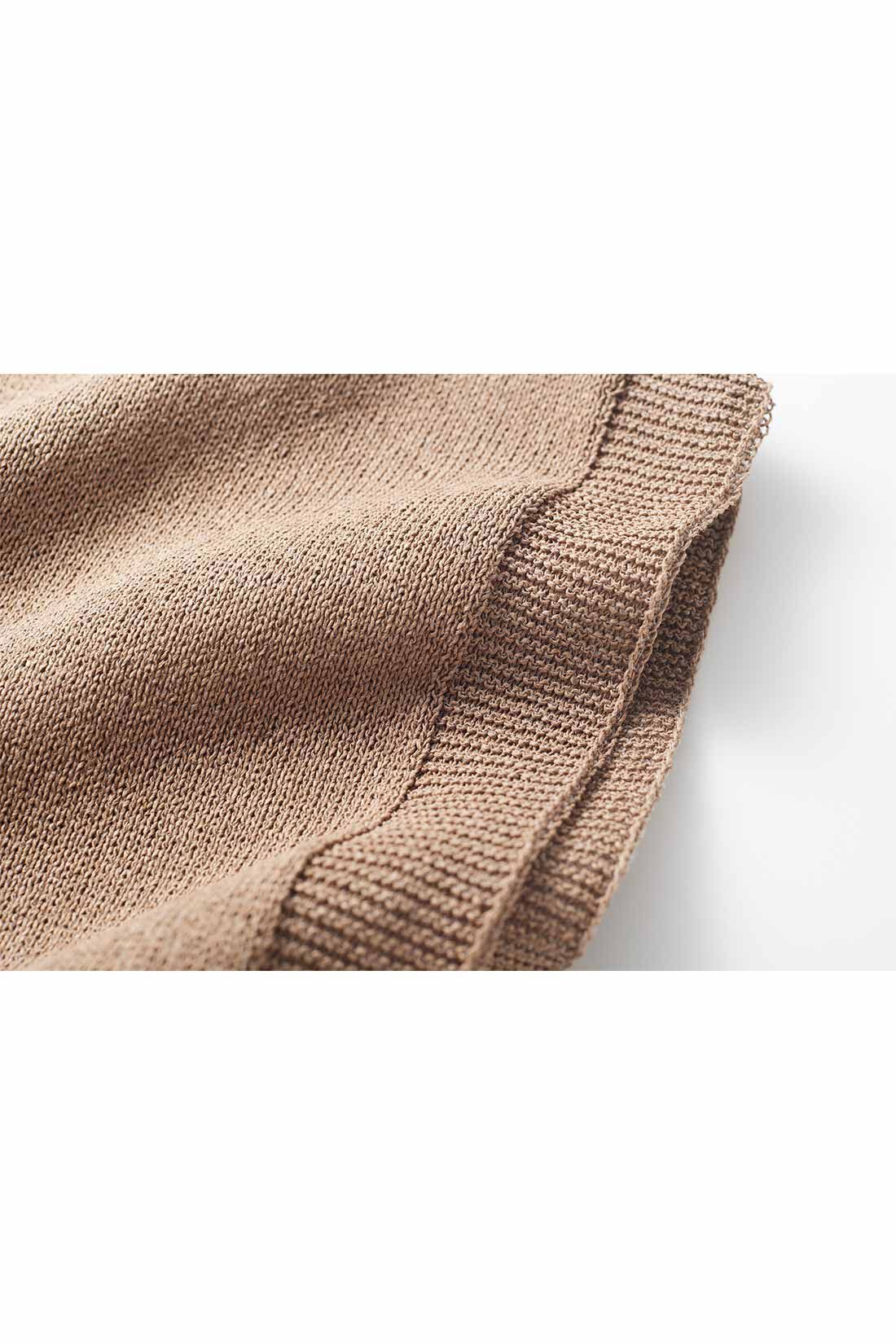THREE FIFTY STANDARD［スリーフィフティースタンダード］|THREE FIFTY STANDARD 和紙をブレンドしたフレンチスリーブのプルオーバー〈ブラウン〉|シャリッと麻のような清涼感のある肌ざわりが気持ちいい和紙混素材。