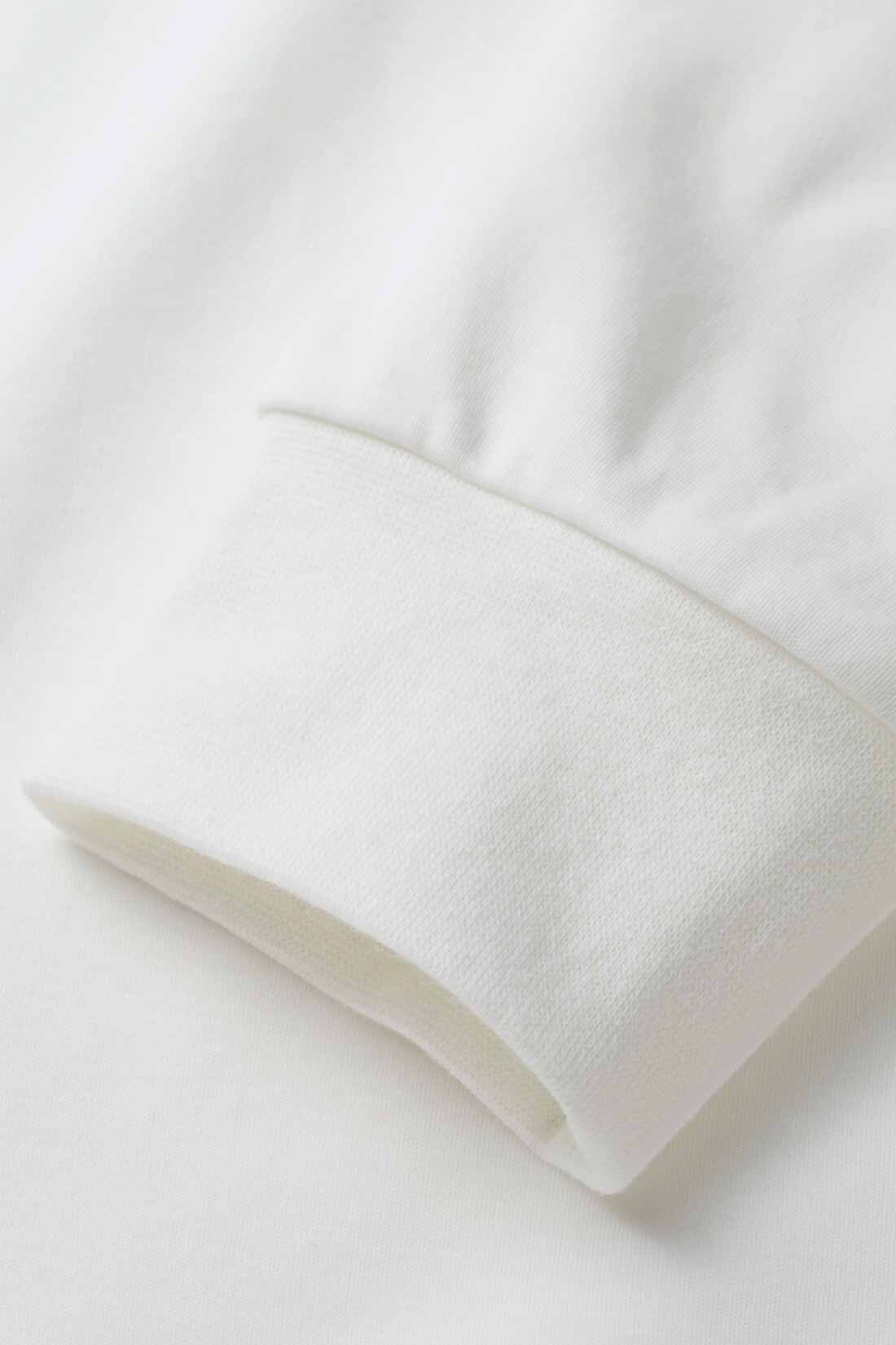 THREE FIFTY STANDARD|THREE FIFTY STANDARD 綿100％の機能素材ロングTシャツ〈オフホワイト〉|汗をかいてもサラリと快適な生地は、ほどよい厚みの綿100%。