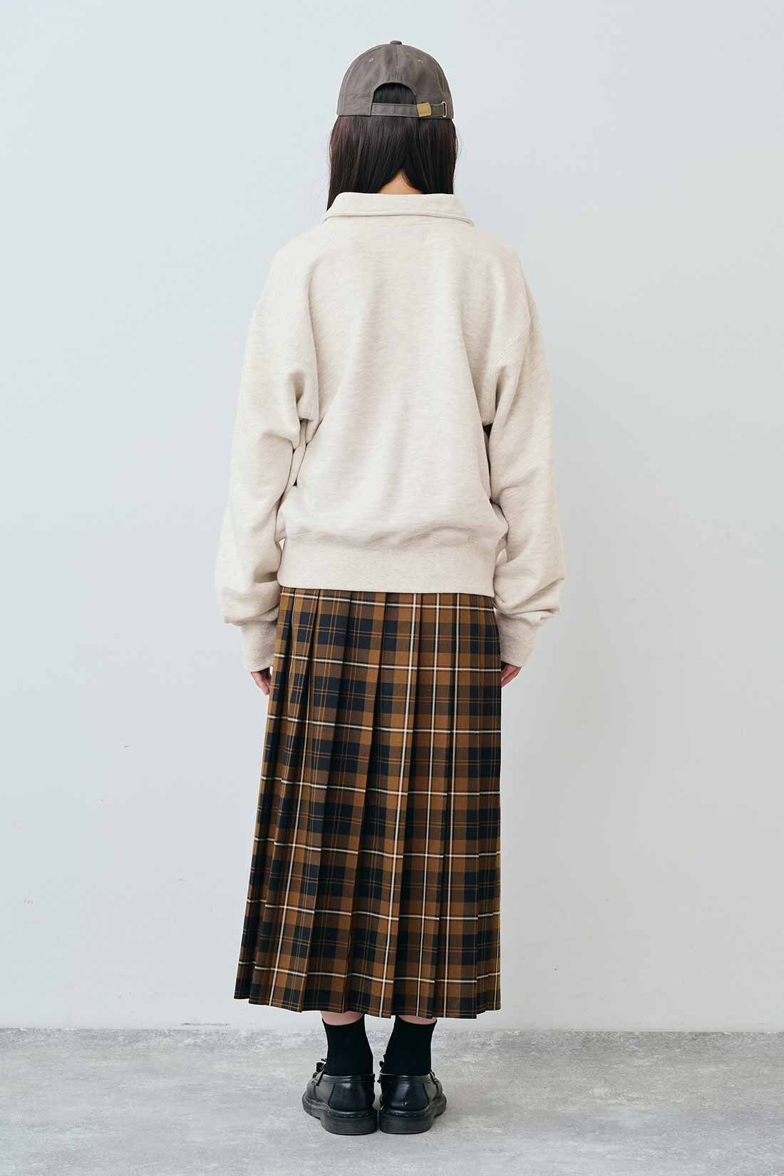 THREE FIFTY STANDARD［スリーフィフティースタンダード］|THREE FIFTY STANDARD 刺しゅうデザインのスーベニアキャップ〈チャコールブラウン〉