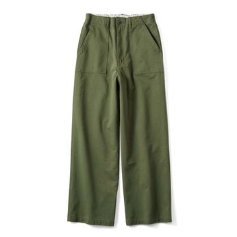 THREE FIFTY STANDARD［スリーフィフティースタンダード］ | ベーシックなベイカーパンツ〈カーキグリーン〉
