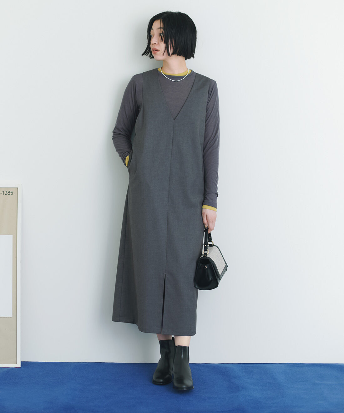 THREE FIFTY STANDARD［スリーフィフティースタンダード］|シアーなカットソートップスの会と貝パールのバロック風ネックレス　ＴＦＳのコーディネート