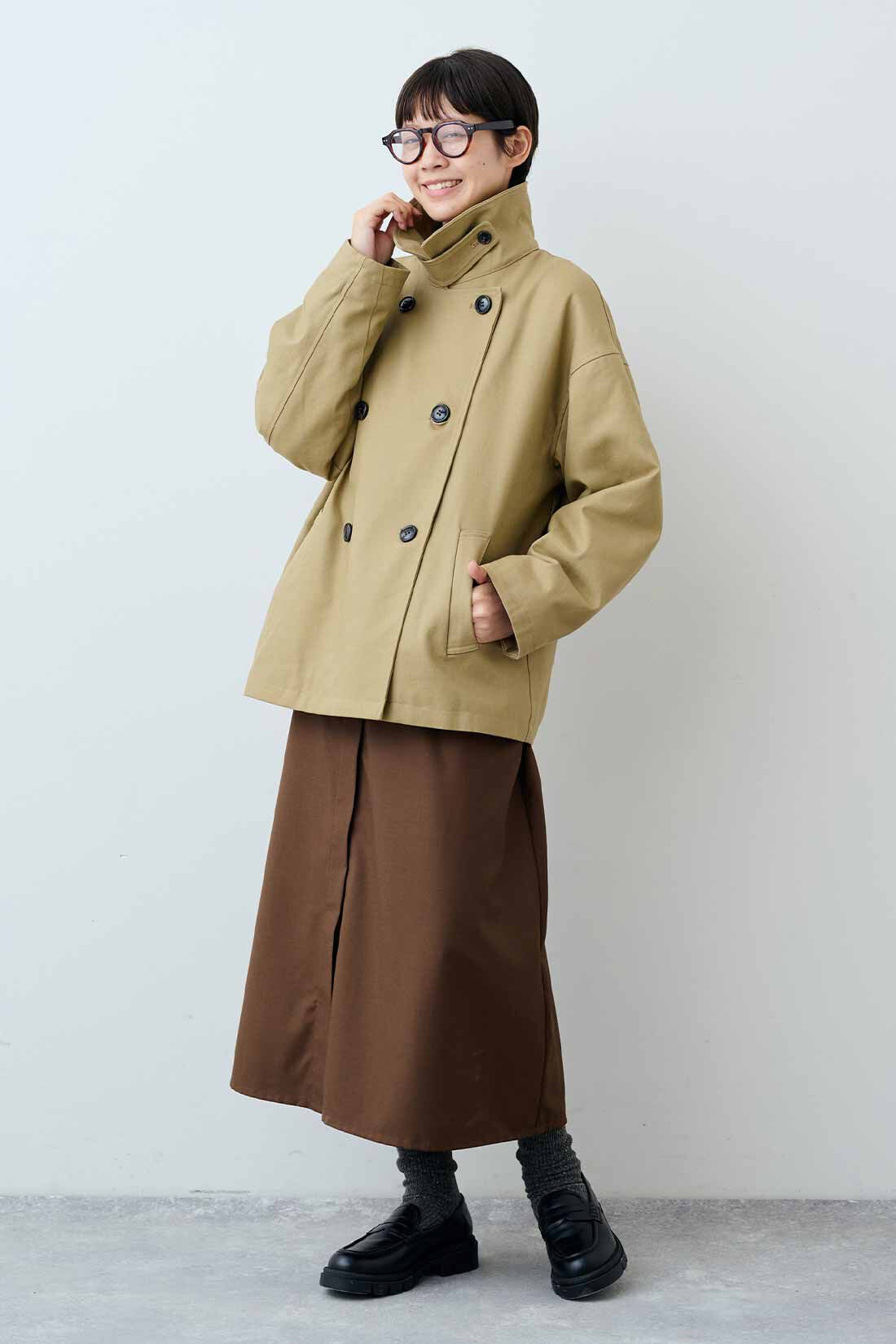 THREE FIFTY STANDARD［スリーフィフティースタンダード］|THREE FIFTY STANDARD　フロントダブルの裏ボアコート〈カーキ〉|モデル身長：163cm　着用サイズ：M