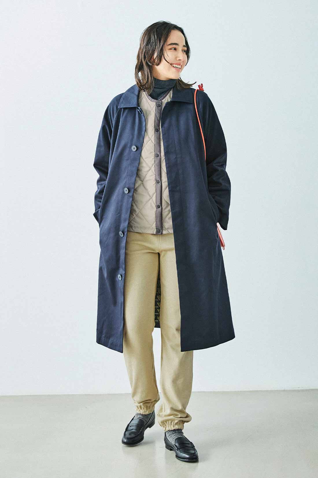 THREE FIFTY STANDARD［スリーフィフティースタンダード］|THREE FIFTY STANDARD リバーシブルでも着られる 中わたベスト〈チャコール×ベージュ〉|コートのインに仕込んでもごわつかないボリューム感