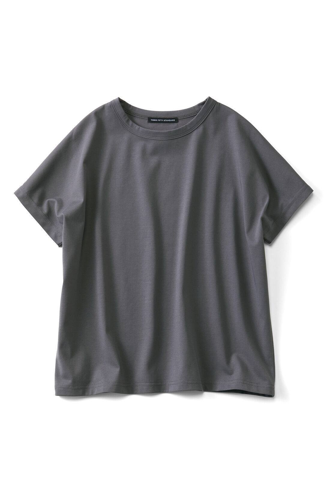 THREE FIFTY STANDARD|THREE FIFTY STANDARD 汗じみ軽減加工をほどこした フレンチスリーブTシャツ〈チャコールグレー〉|チャコールグレー