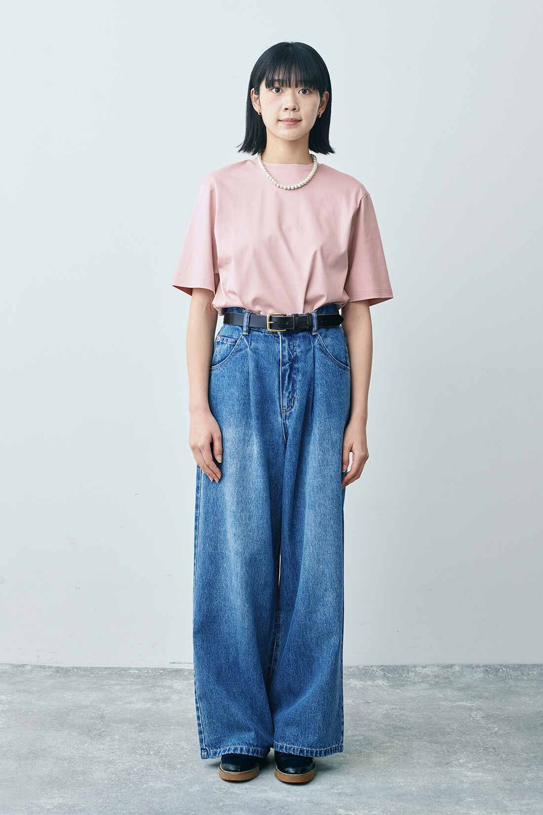 THREE FIFTY STANDARD|タックバギーデニムパンツ　ＴＦＳのコーディネート|モデル身長：163cm 着用サイズ：M