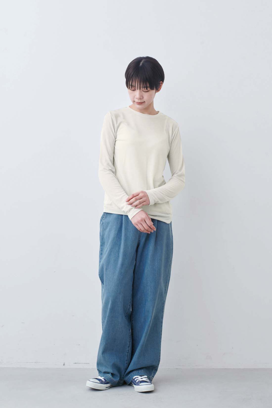 THREE FIFTY STANDARD［スリーフィフティースタンダード］|シアーなカットソートップスの会のコーディネート