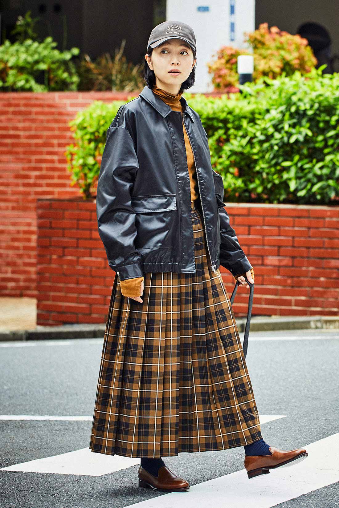 【公式ショップ】 THREE ブラウンチェックの MacArthur Peter STANDARD FIFTY スカート