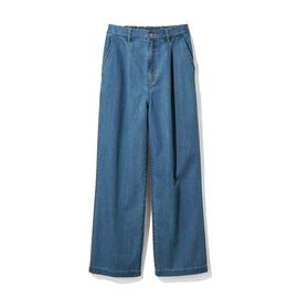 THREE FIFTY STANDARD | ライトデニムのタックワイドパンツ