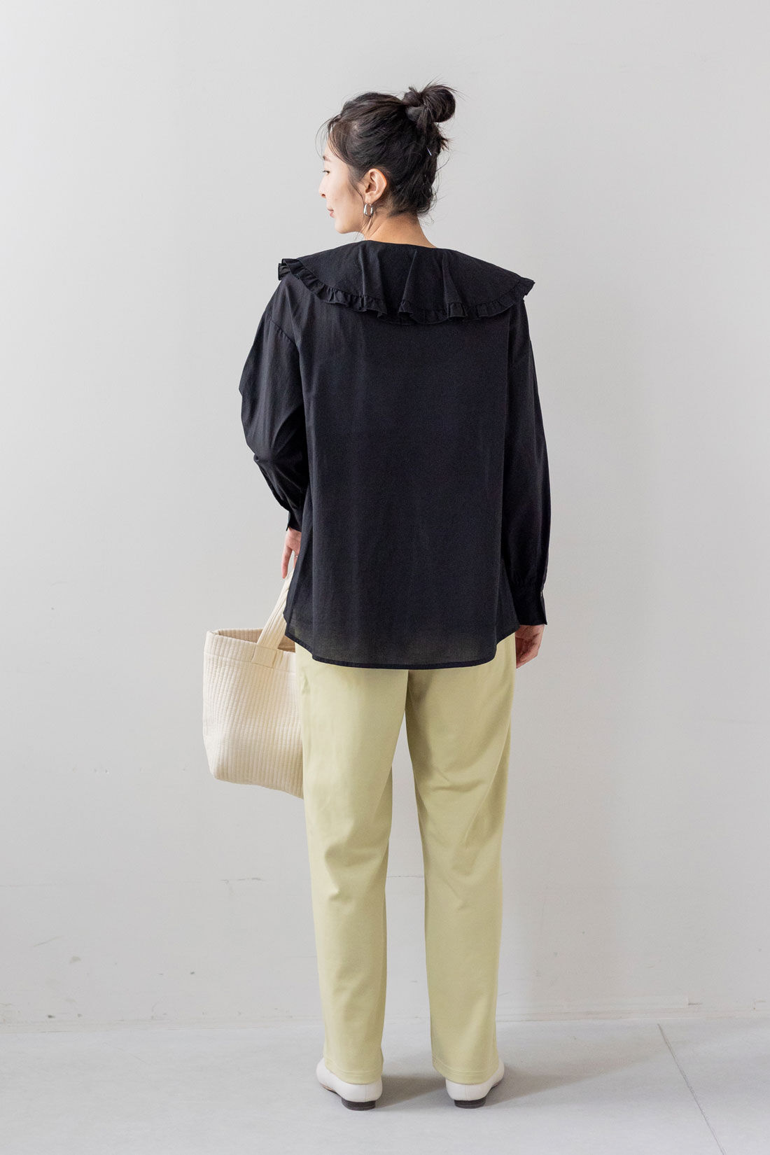 FELISSIMO Mama|Moredde　マタニティから産後も使える　ストレッチストレートパンツ〈スモーキーイエロー〉