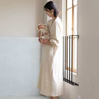 フェリシモMama | ワッフル素材 授乳 セレモニー ワンピース＆ロンパース〈ベージュ〉