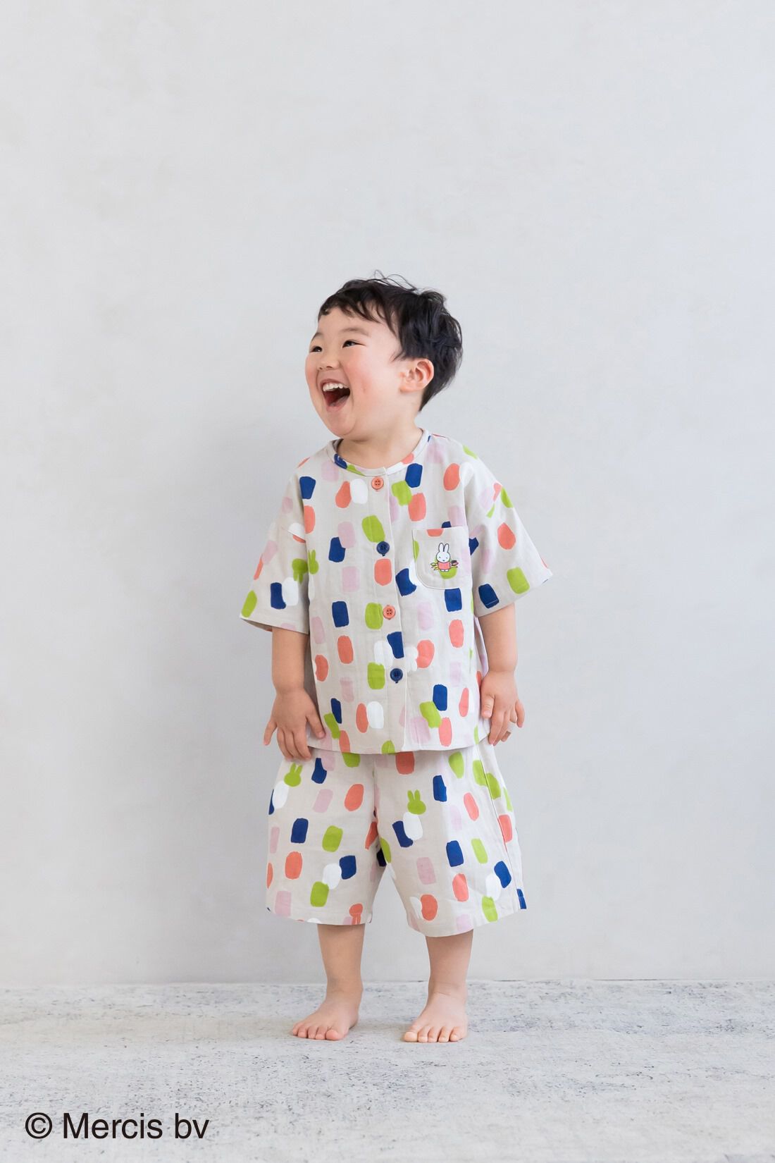 リブ イン コンフォート 水彩画タッチのミッフィーがかわいいふわふわダブルガーゼのペイント柄キッズ セットアップ｜パジャマ・ルームウェア・インナー｜子ども服｜子ども・ベビー・マタニティ｜マタニティウェア・マタニティ雑貨｜フェリシモMama