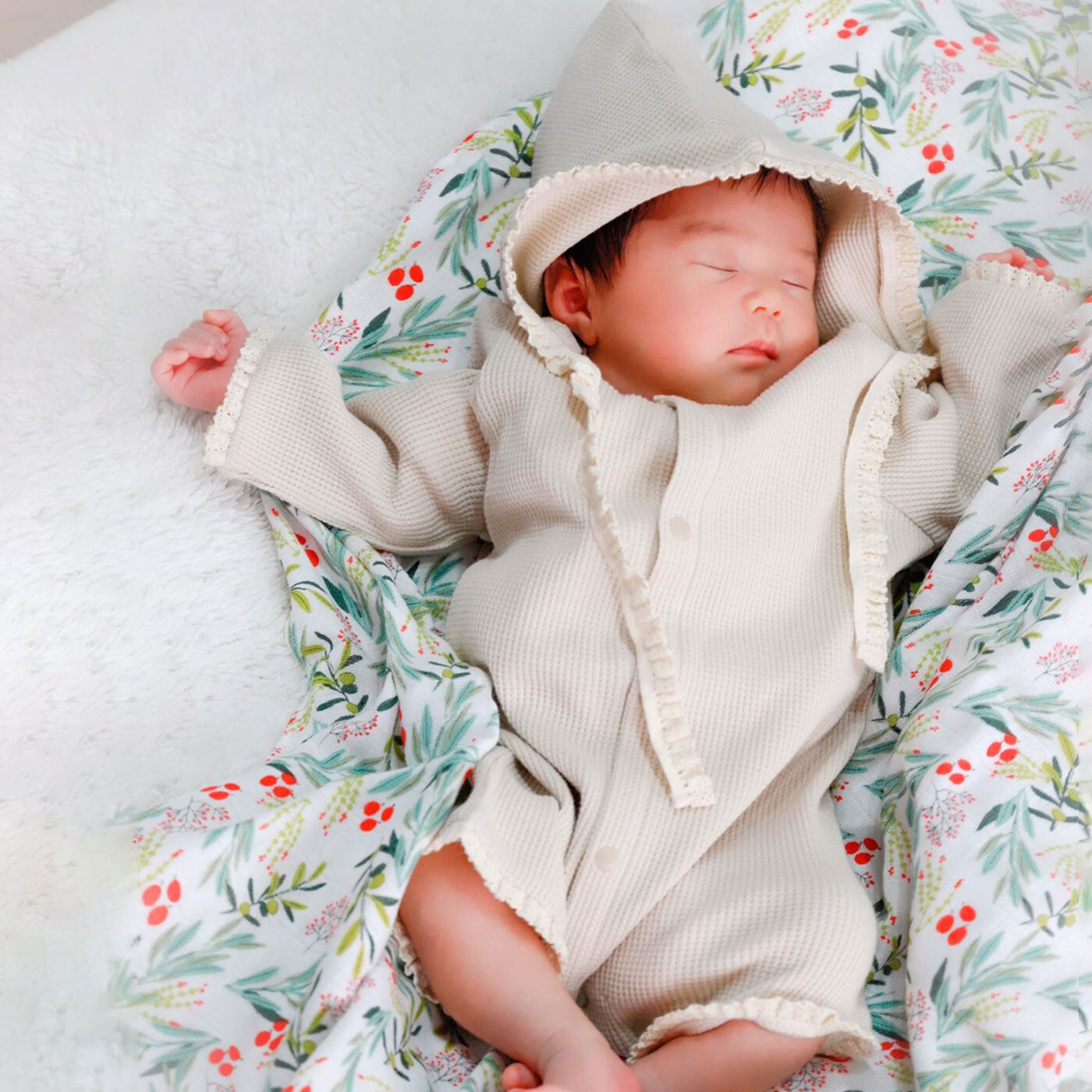 【美品】フェリシモ　親子コーデセット（退院着、セレモニーにも！）　70cm M フェリシモMama ベビー服 ロンパース Moredde セレモニー
