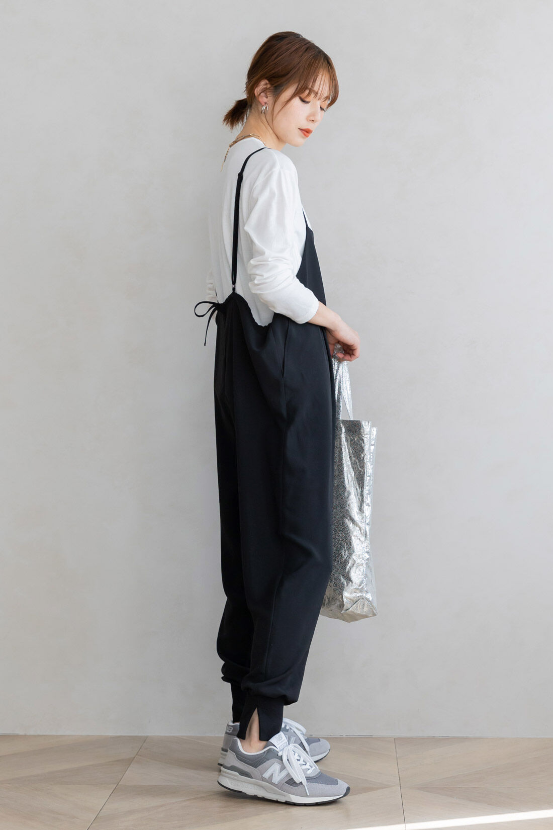FELISSIMO Mama|Moredde　授乳がかんたん　産前産後どちらも楽しめるジョガーサロペット＆クルーネックTシャツセット〈ブラック〉