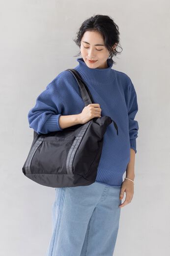 FELISSIMO Mama | サコッシュ 大容量 2-WAY マザーズトートバッグ〈ブラック〉
