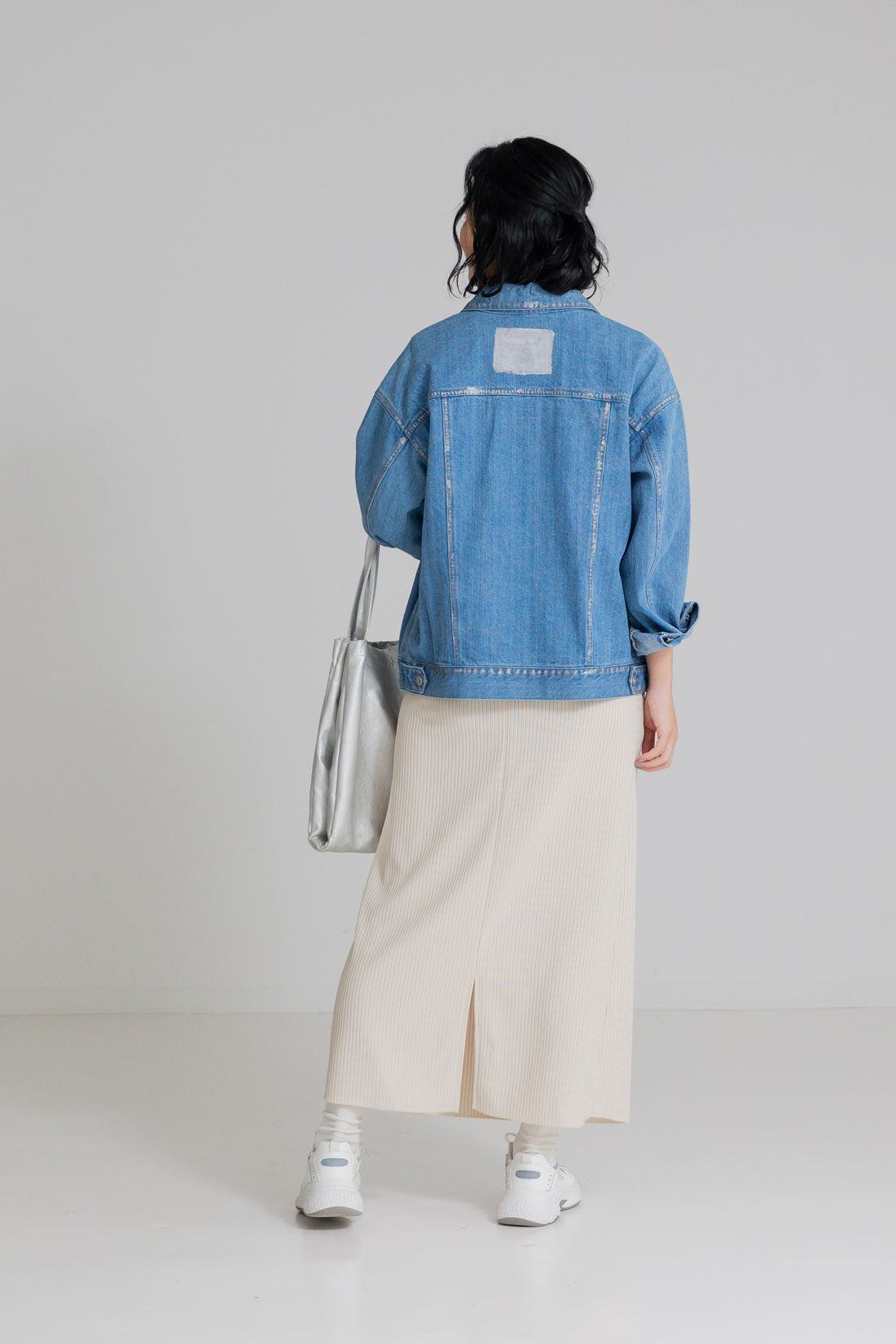 FELISSIMO Mama|Moredde　リップルカットソー素材がらくちんきれいな　産前産後使えるIラインスカート〈アイボリー〉|バックスリットで歩きやすい。