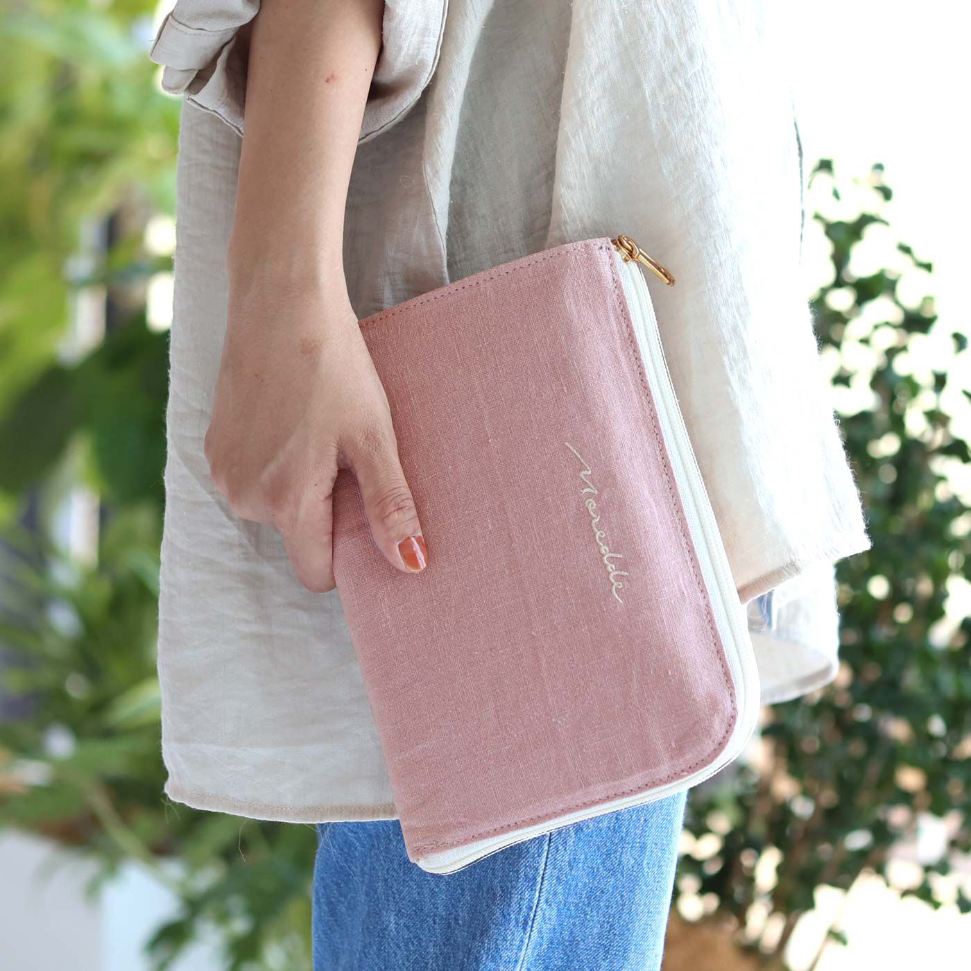 FELISSIMO Mama|Moredde　ジャバラポケットで仕分け上手　軽くてスリムな母子手帳ケース〈ピンク〉|コットンリネンのやさしい雰囲気