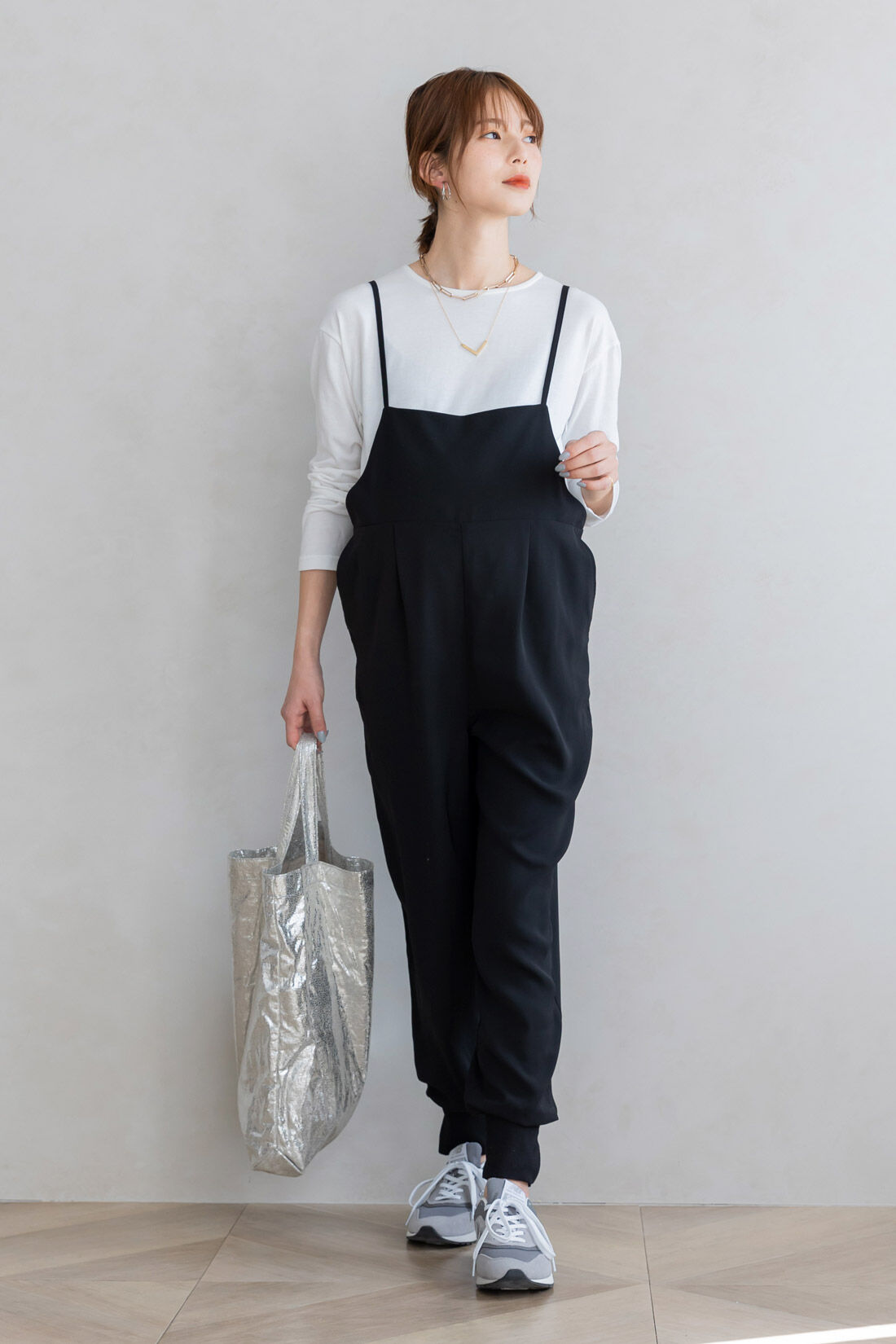 FELISSIMO Mama|Moredde　授乳がかんたん　産前産後どちらも楽しめるジョガーサロペット＆クルーネックTシャツセット〈ブラック〉