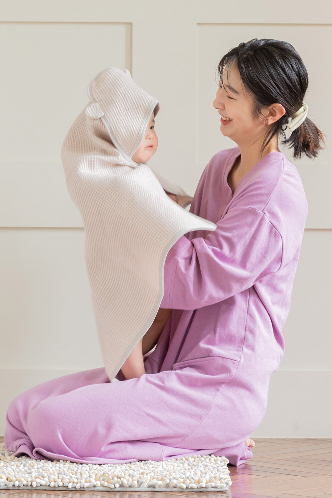 FELISSIMO Mama|Moredde　くま耳がかわいい　コットン100％ぽこぽこワッフル素材の　ジャパンメイドベビータオル〈グレージュ〉
