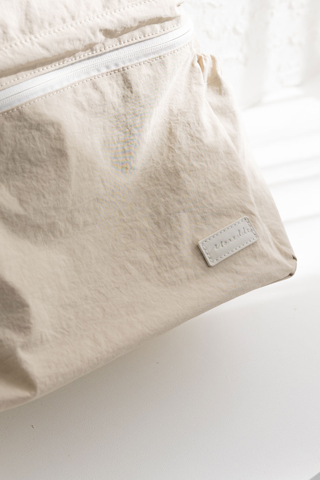 FELISSIMO Mama|Moredde　二層で荷物が分けられるのが便利なマザーズリュック〈ブラック〉|型押しロゴがおしゃれ　※写真は別色です。