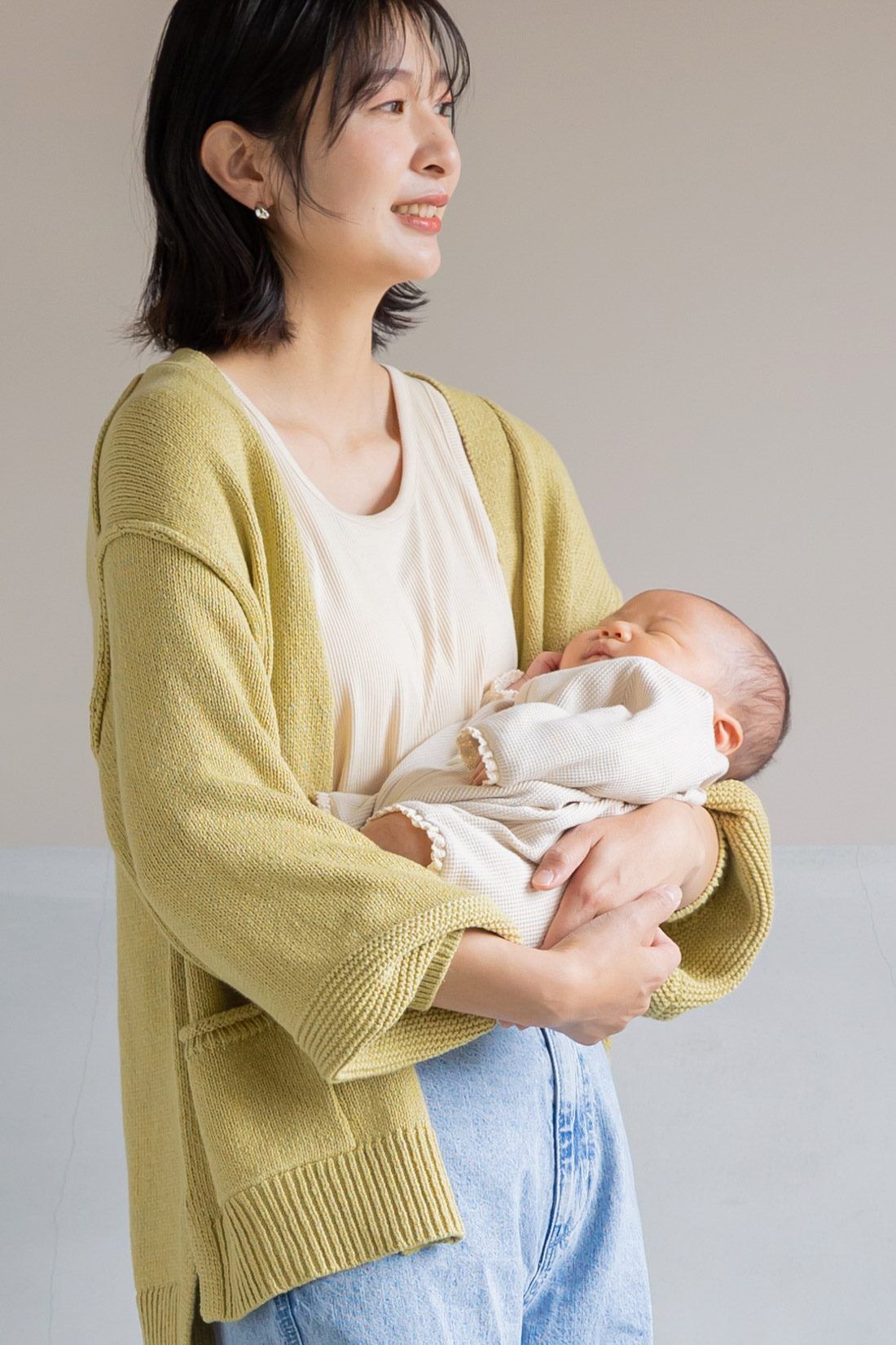 FELISSIMO Mama|Moredde　セレモニーにも使える　ロンパース＆ボンネットセット〈ベージュ〉