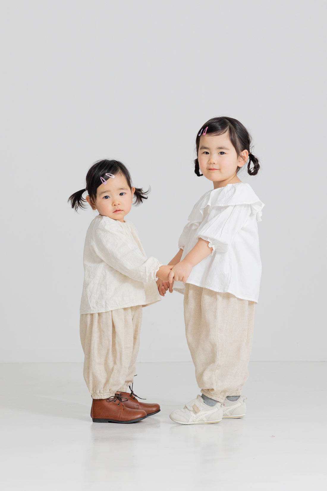 FELISSIMO Mama|リブ　イン　コンフォート　肌に当たる裏側は綿１００％！　風合いのいい麻混ダブルガーゼのぽんわりキッズパンツ〈ベージュ〉|ウエストが全部ゴムだかららくちん