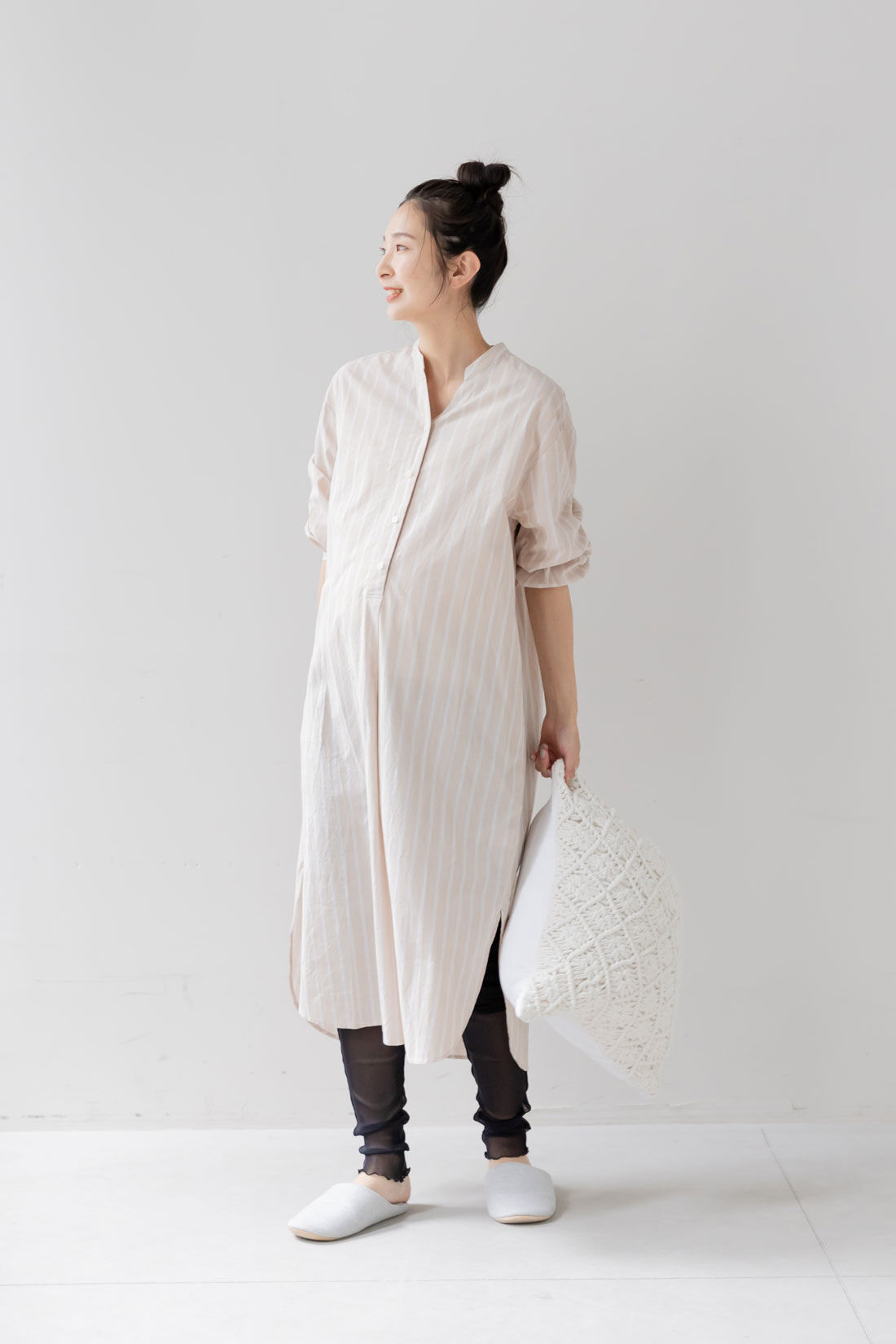 FELISSIMO Mama|Moredde　マタニティから産後も使える　ママによりそうワンピースパジャマ〈ベージュストライプ〉