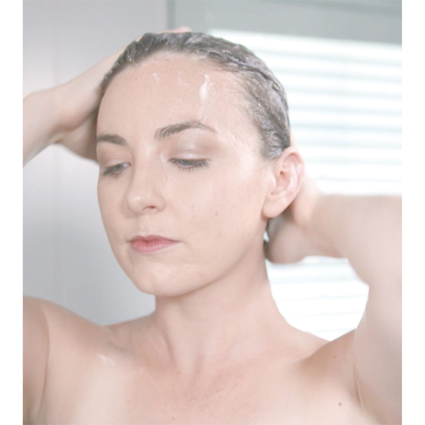 ビューティープロジェクト|エティーク　シャンプーバー〈ヒーリキウィ〉110gの会|シャンプーバー使用方法[3]　髪を洗ったら充分にすすいでください。