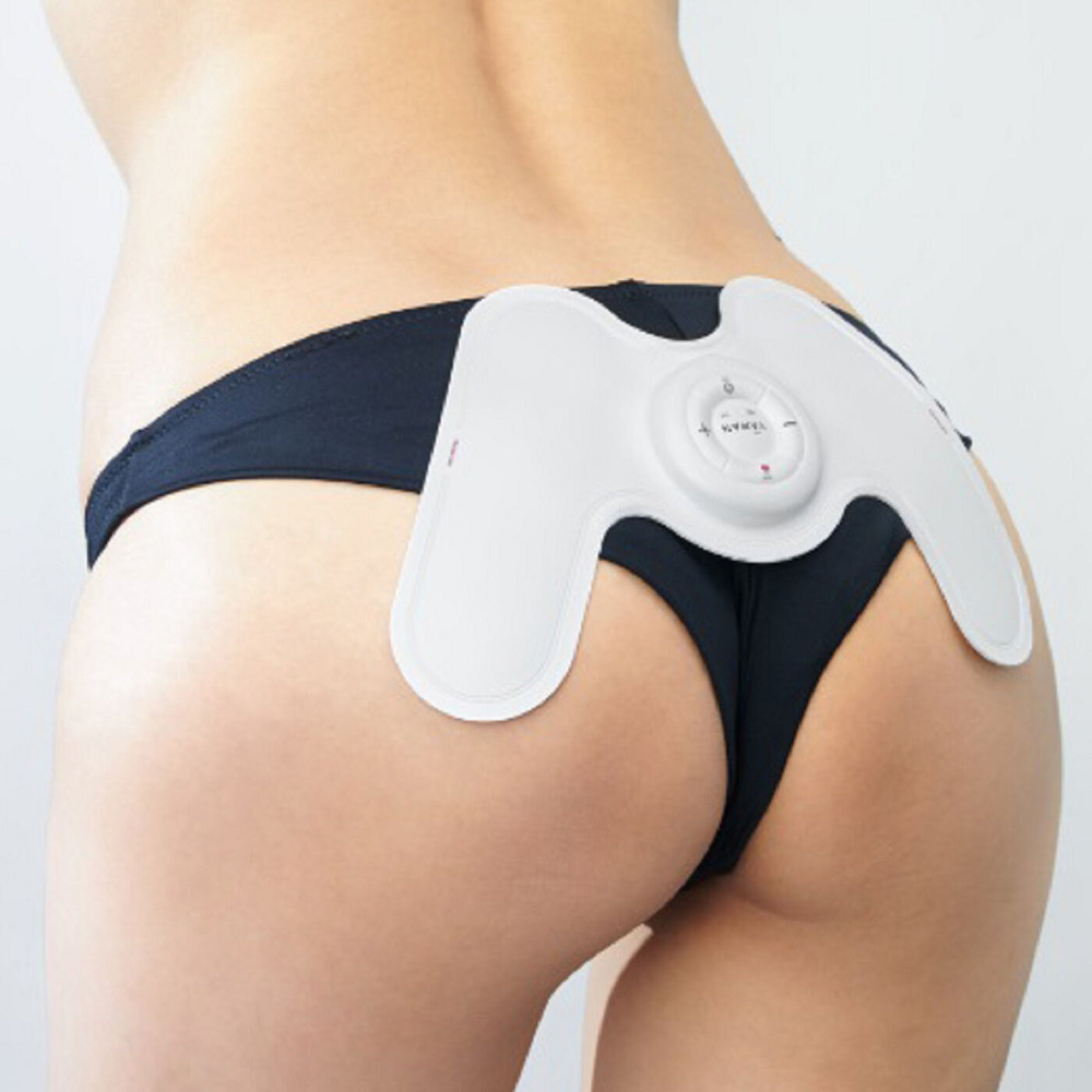 【レンタル1ヵ月コース】おなかやおしりをあたためながら筋肉刺激 ヤーマン ダブルヒートEMS〈全身用〉|【使い方：[2]ヒップ】M形にして、使います。（※撮影のためショーツ着用。使用時は肌に貼ります）