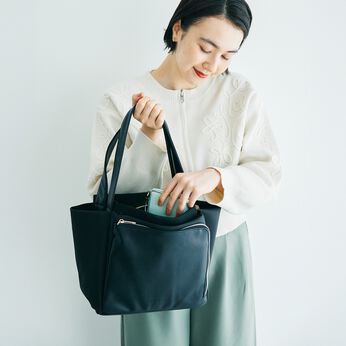 L'AMIPLUS［ラミプリュス］ | 内側総メッシュの上品ボックストート〈リッチブラック〉