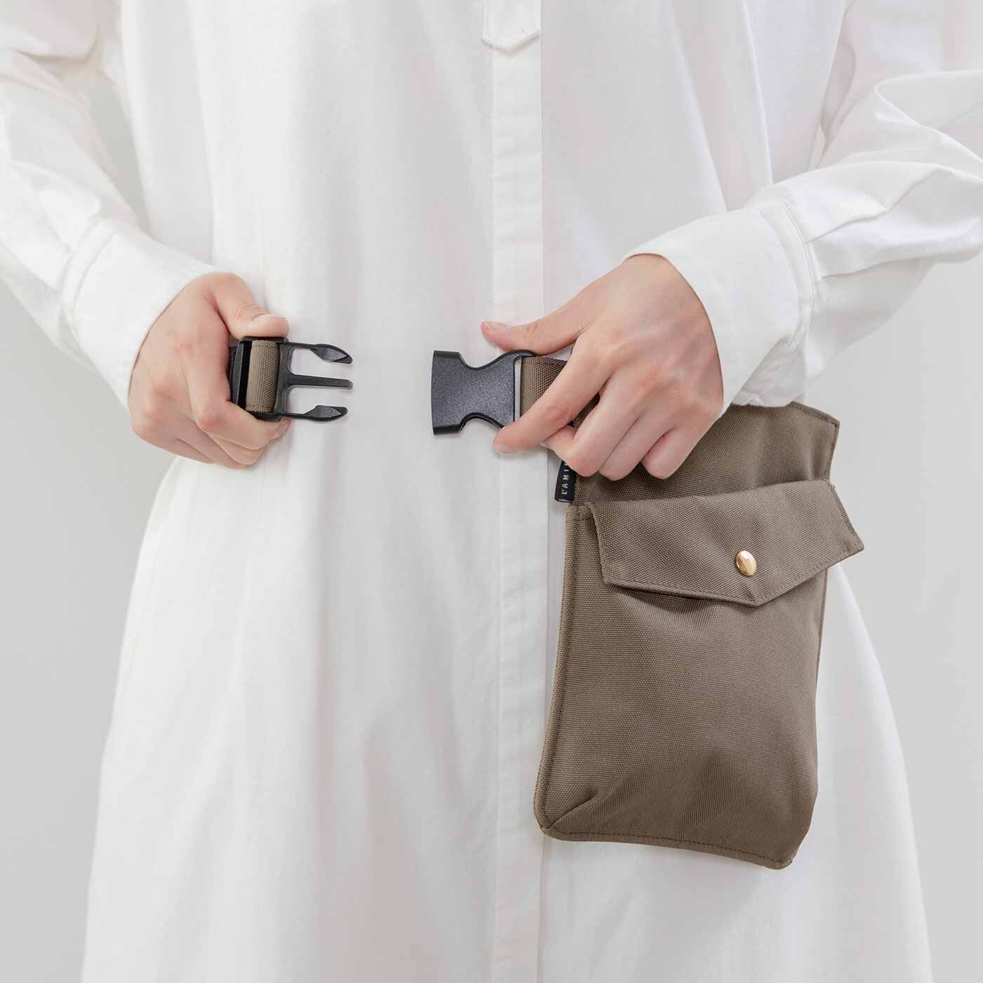 L'AMIPLUS|ラミプリュス　ポケット以上バッグ未満で気軽にお出かけ！ スライド式ベルトポケット〈撥水（はっすい）〉|バックルで簡単着脱。荷物を腰で支えるから、重さを感じにくい！