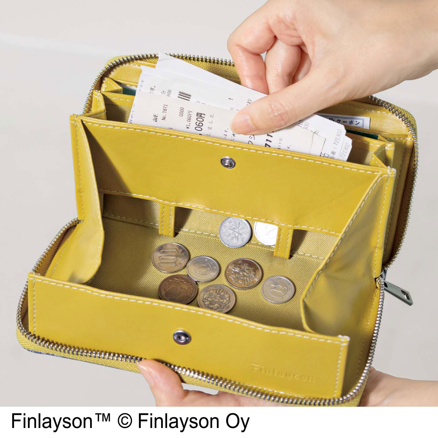 L'AMIPLUS|フィンレイソン×L''AMIPLUS　コインスルー長財布〈TAIMI〉|ポケットとコインスペースがつながっているから、小銭とレシートを一緒に入れると、自動で振り分けられる仕組み。