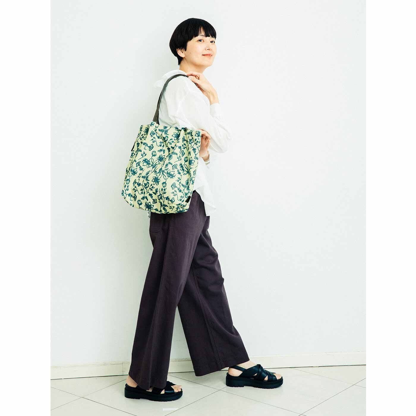 L'AMIPLUS［ラミプリュス］|ラミプリュス× MEDE19F 持ち手の長さが6段階調節できる 愛（め）でるオトナ柄トートバッグの会