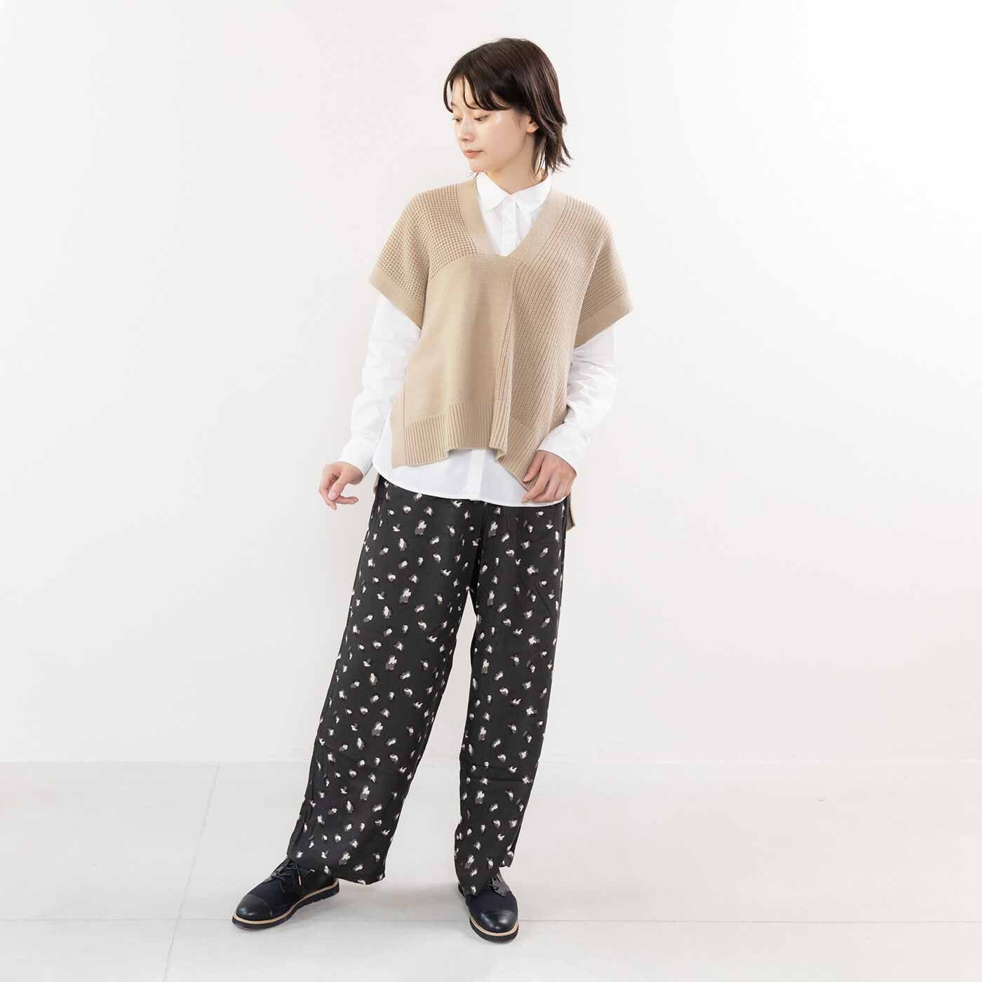 L'AMIPLUS［ラミプリュス］|ラミプリュス　いつもの装いを格上げ パッチワークニットベストの会|レイヤードコーデがすぐ決まる！