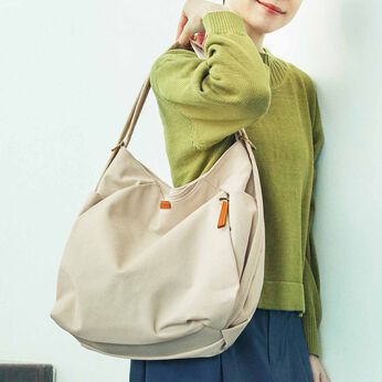 L'AMIPLUS | 秒でリュックに変身！肩掛けバルーンバッグ
