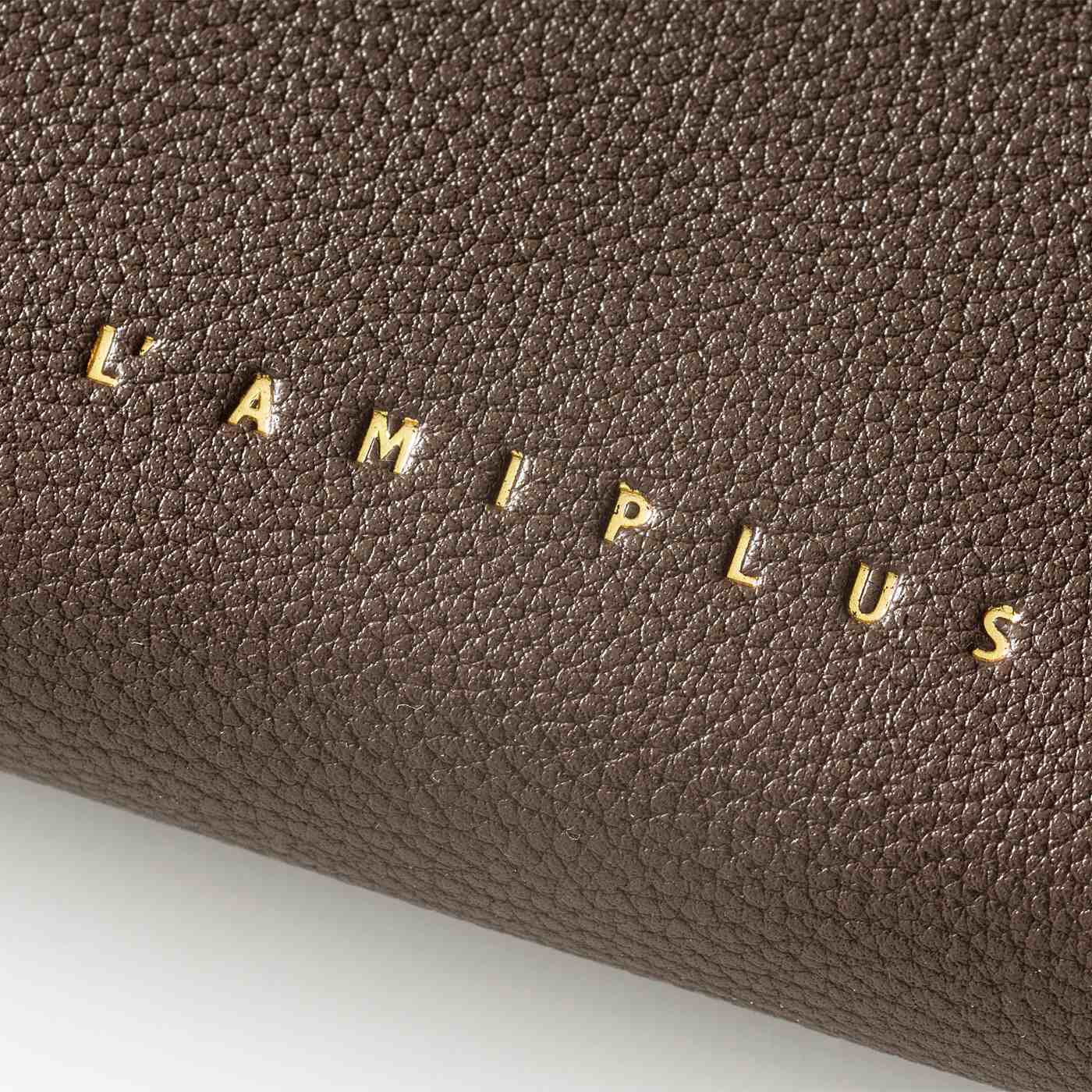 L'AMIPLUS|ラミプリュス　パチンと瞬時にオープン！　レシートと小銭がパッと分かれる　コインスルーがま口財布の会|L'AMIPLUSの刻印入り。
