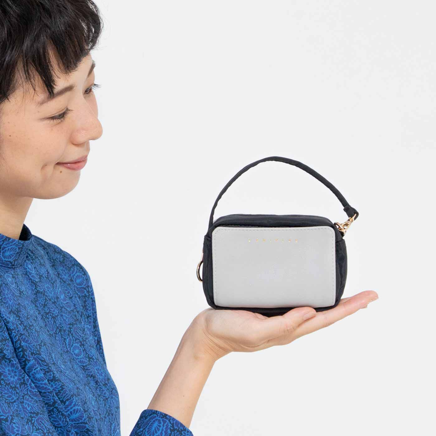 ラミプリュス ウェットティッシュをサッと取り出し ポイッシュ上品ミニポーチの会｜ポーチ｜財布・ポーチ ｜バッグ・財布・靴｜ママのための便利グッズ・便利雑貨の通販｜L'AMIPLUS