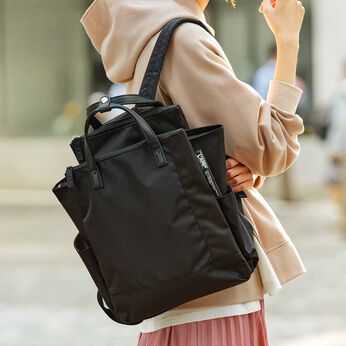 L'AMIPLUS | Ｌ＋トート見えがスマート５層レイヤードリュック