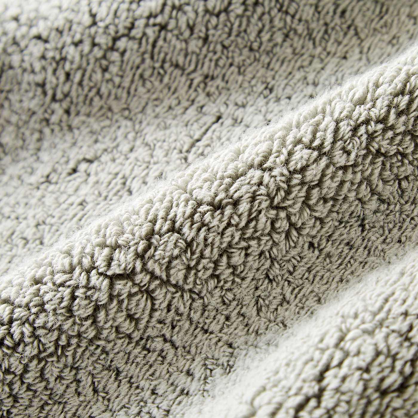 USEDo|コットン100％でふわふわの肌ざわり　バスタオルにもなる無撚糸（むねんし）タオルの会|ふわふわの肌ざわり。