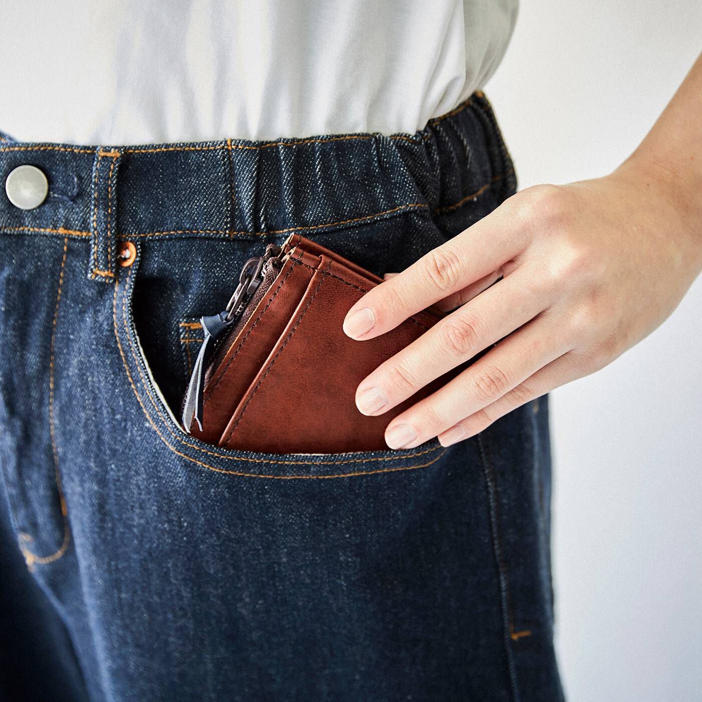 USEDo|ポケットにすっぽり入って便利！ヴィンテージ感あふれる本革ミニマム財布〈ヴィンテージブラウン〉