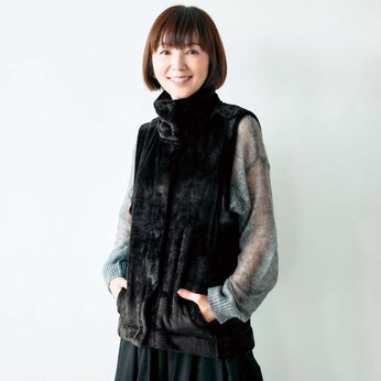 frauglatt | 大人の女史会×frauglattとろみボアベスト〈ブラック〉