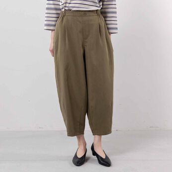 frauglatt［フラウグラット］ | ゆるやかシルエットの コクーンパンツ