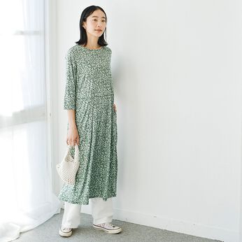 frauglatt［フラウグラット］ | 上品な小花柄のカットソーワンピース