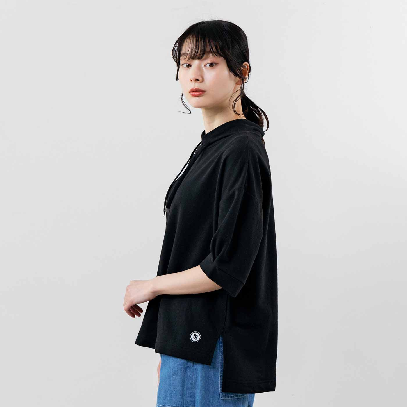 frauglatt［フラウグラット］|フラウグラット ガーゼのような肌心地♪ 大人気のきれいめやわらかパーカー風トップス〈吸水速乾〉の会|後ろが長め丈のサイドスリットで、腰まわりをすっきりカバー。